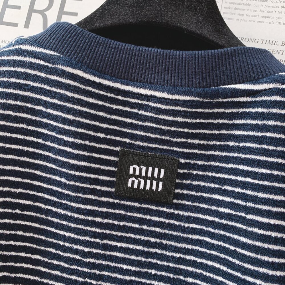 Miu Miu Two-Color Long-Sleeved Top - image 3